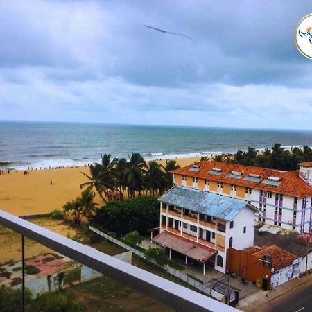 Negombo Ocean Breeze - Bliss On The Beach Luxury Apartments By Serendib Vacation ภายนอก รูปภาพ