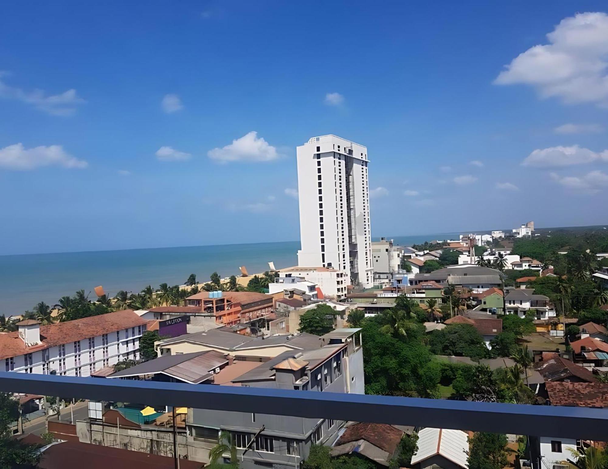 Negombo Ocean Breeze - Bliss On The Beach Luxury Apartments By Serendib Vacation ภายนอก รูปภาพ