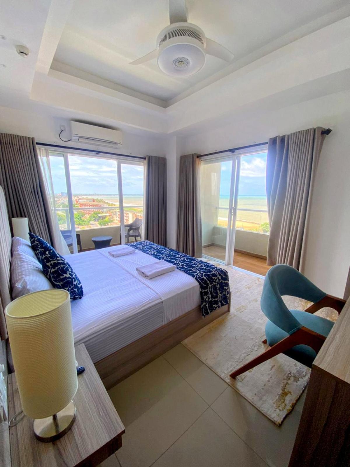 Negombo Ocean Breeze - Bliss On The Beach Luxury Apartments By Serendib Vacation ภายนอก รูปภาพ